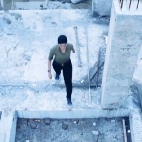 ஜீ தமிழில் அறிமுகம்