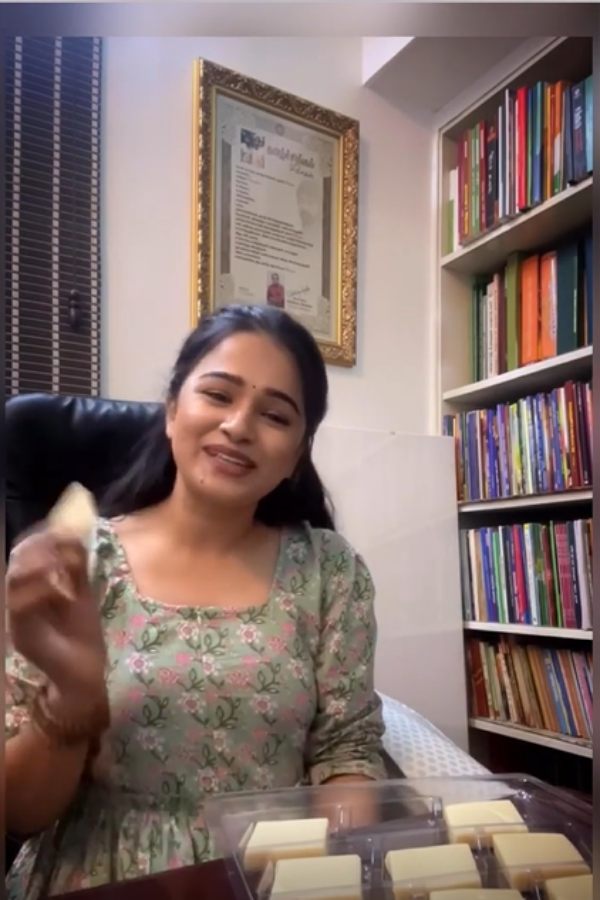 வித்தியாசமான கொண்டாட்டம்