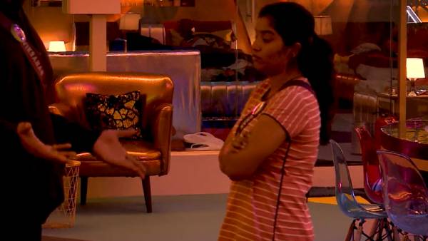 தன் வாயாலே கெடும் தனலட்சுமி