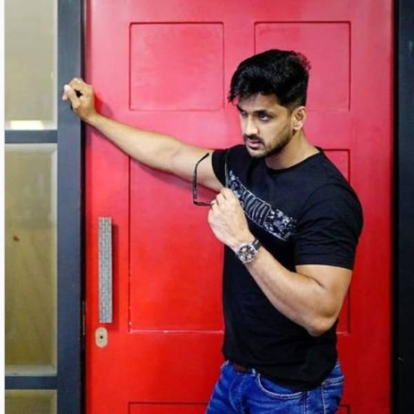 பொய் சொன்ன அர்ணவ் பொய் சொன்ன அர்ணவ்