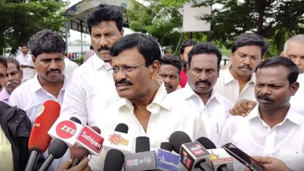 அமைச்சர் நாசர்