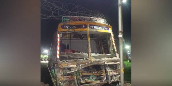 அதிர்ச்சியடைந்த போலீசார் அதிர்ச்சியடைந்த போலீசார்