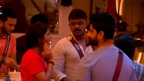 பஞ்சாயத்துக்கு வந்த போட்டியாளர்கள்