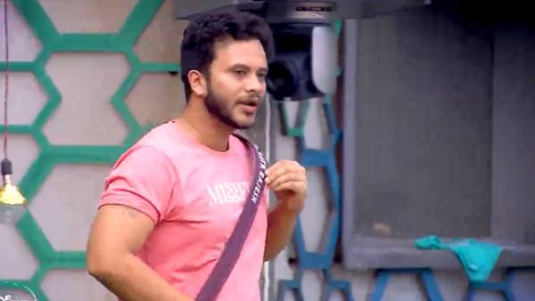 இன்று சம்பவம் இருக்கு