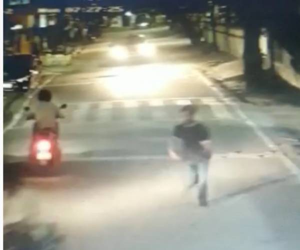 கல்லூரி மாணவன் 