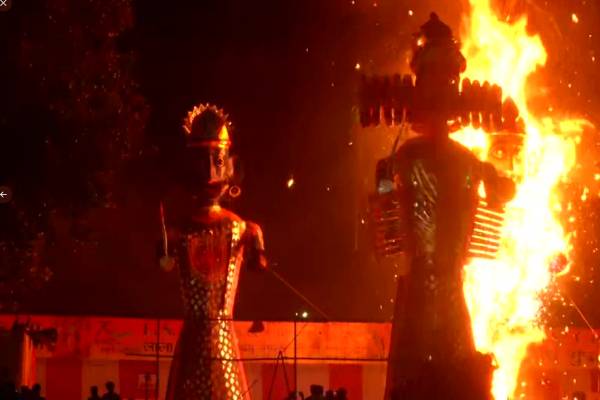 President Murmu, CM Kejriwal, actor Prabhas to attend Delhi Ram Leela President Murmu, CM Kejriwal, actor Prabhas to attend Delhi Ram Leela