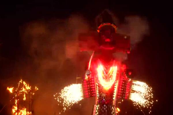 Vice President Jagdeep Dhankar attends Dussehra celebrations at Ram Leela ground Vice President Jagdeep Dhankar attends Dussehra celebrations at Ram Leela ground