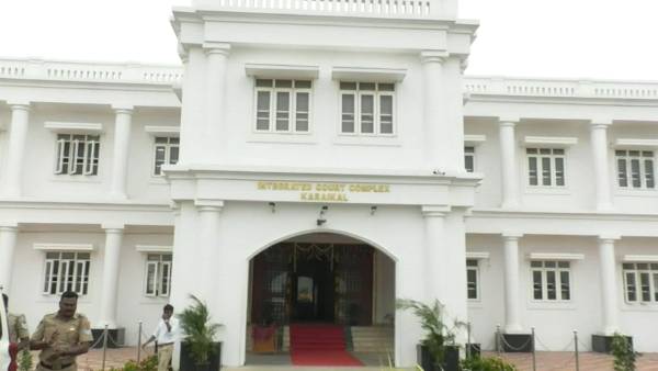  மனுநீதிச் சோழன்