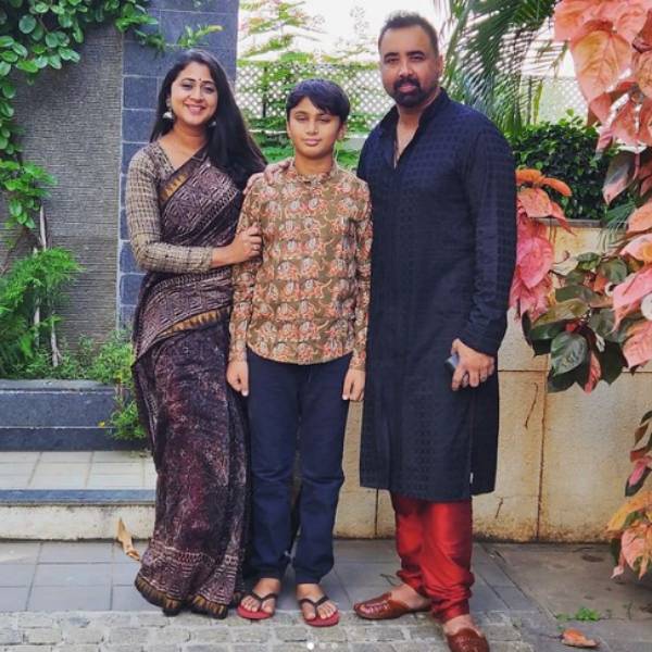 க்யூட்டான குடும்ப புகைப்படம்