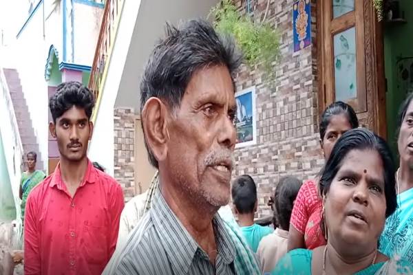 போலி மந்திரவாதி 