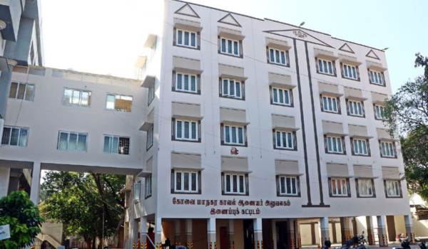 மகிழ்ச்சி அலுவலர்கள் மகிழ்ச்சி அலுவலர்கள்