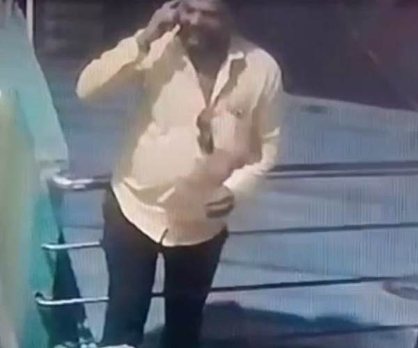 A girl died after swallowing a whistle while playing in Poonamallee, Chennai 