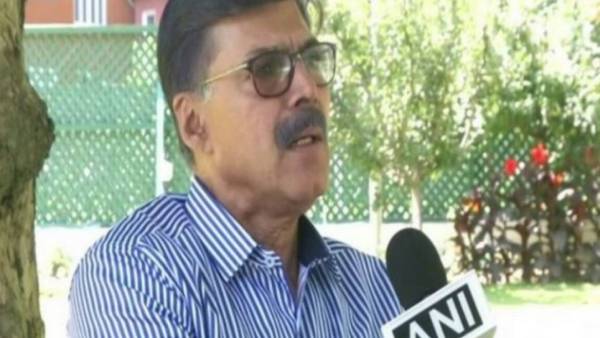 ராஜீவ் காந்தி - ஜெயலலிதா மெய்க்காப்பாளர் ராஜீவ் காந்தி - ஜெயலலிதா மெய்க்காப்பாளர்