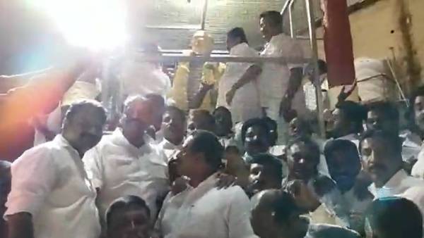 பாஜக போராட்டம் 