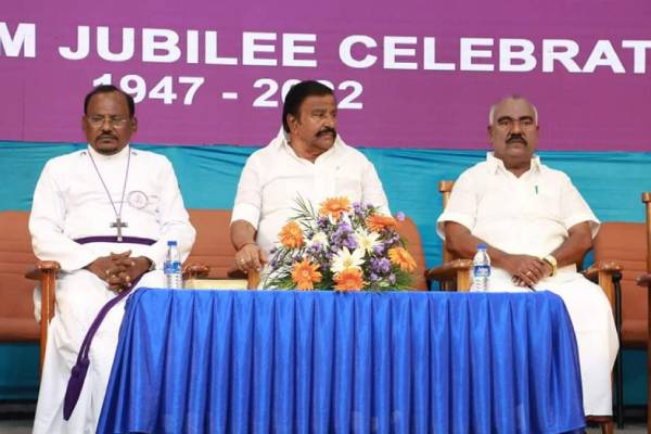 அமைச்சர் மஸ்தானுக்கு 60 செண்ட் நிலம் தான் 