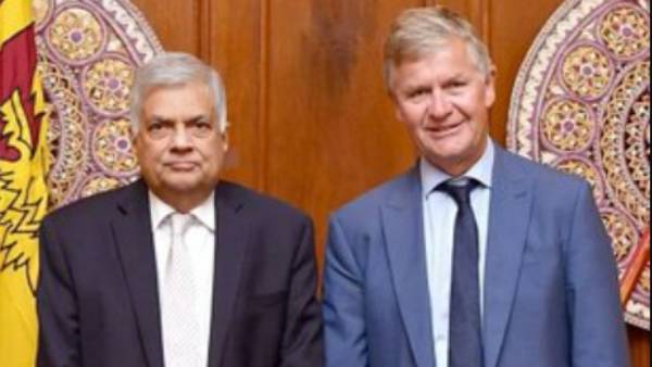  பாகிஸ்தானும் அமெரிக்காவும் 