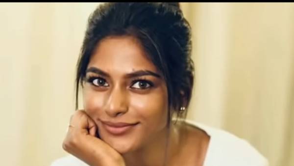 திருமணத்திற்கு வந்த கண்ணம்மா 