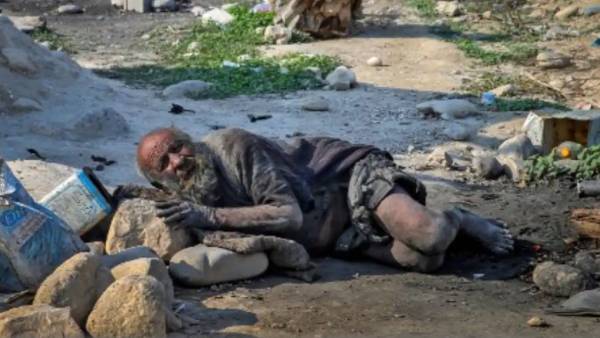  குளித்தால் நோய் வந்துவிடும் என்று... 