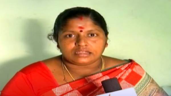 உணர்ச்சிவசப்படும் தாய் உணர்ச்சிவசப்படும் தாய்