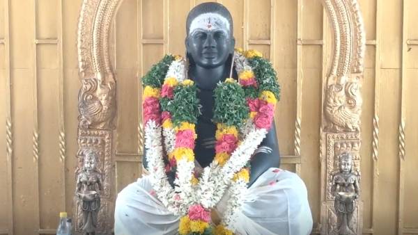  தேவர் குரு பூஜை