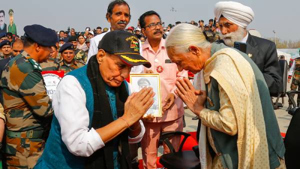 காலாட்படை தினம் காலாட்படை தினம்