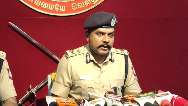 கூடுதல் போலீசார் 