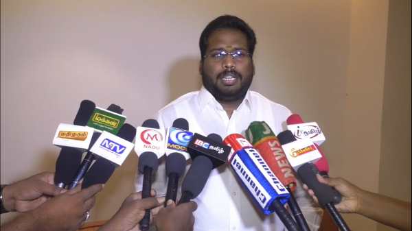  தர்மரட்சகர் விருது 