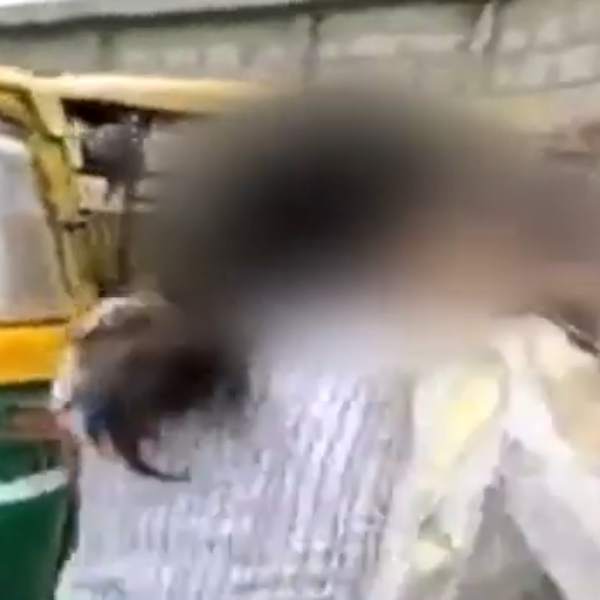  மாறும் கோலம்