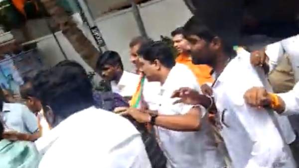 பத்திரிகையாளர்கள் - பாஜகவினர் வாக்குவாதம் 