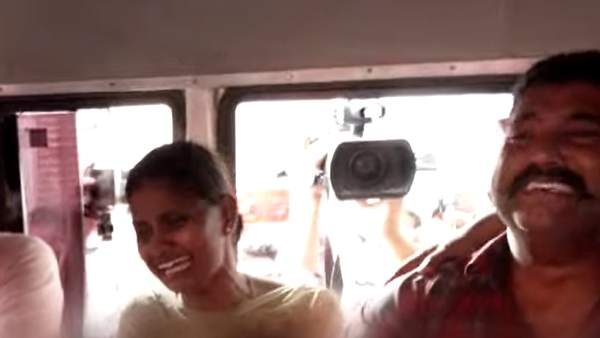  விம்மி விம்மி