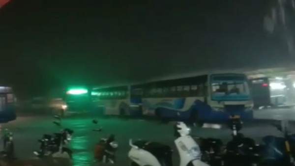  போக்குவரத்து பாதிப்பு 
