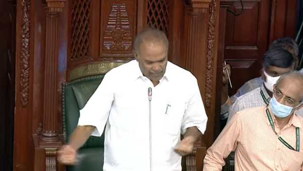 Udhaynidhi Comes in: What did happen outside the TN assembly when AIADMK MLAs are waiting? Udhaynidhi Comes in: What did happen outside the TN assembly when AIADMK MLAs are waiting?