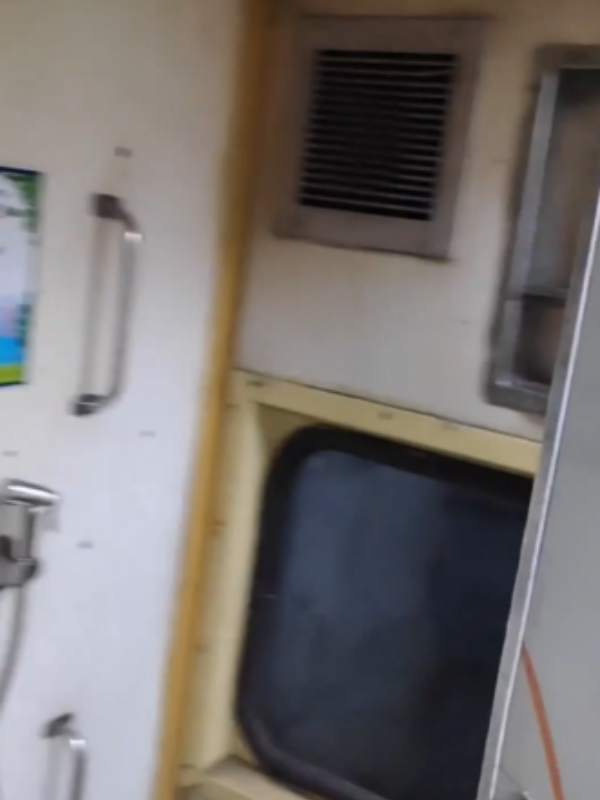 பாத்ரூம் ஜன்னல் பாத்ரூம் ஜன்னல்