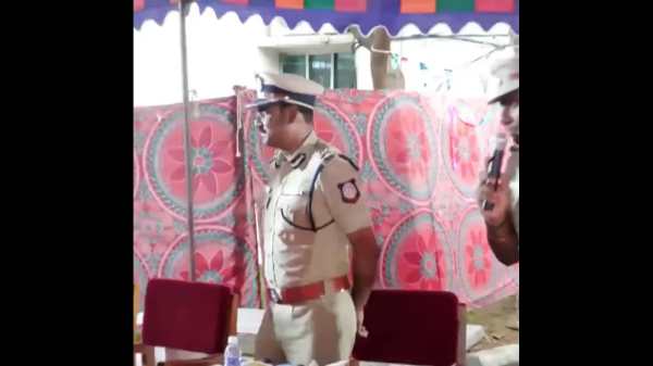 போலீசாருக்கு மதிப்பெண் 