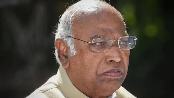நீங்கள் ஆரியர்கள் 