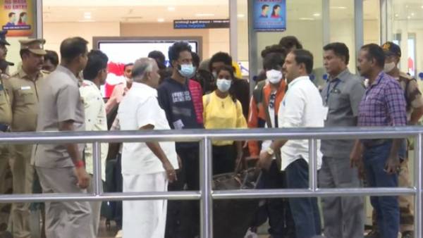 மறையாத பதற்றம் 