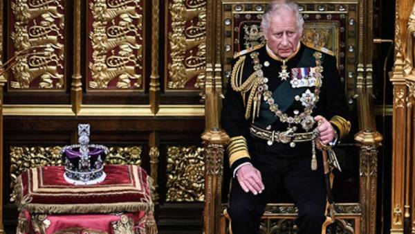 எளிய விழா 