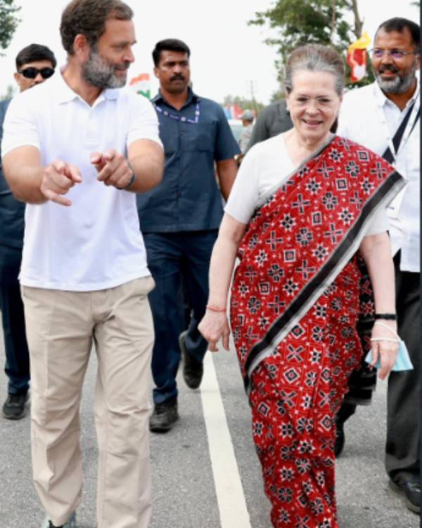 அரை கிலோமீட்டர் தான் நடந்தார் 