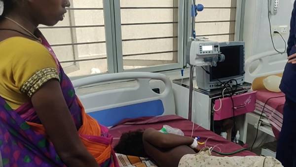 மருத்துவமனையில் பரபரப்பு