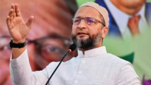 எதிர்க்கட்சியினர் விமர்சனம் எதிர்க்கட்சியினர் விமர்சனம்