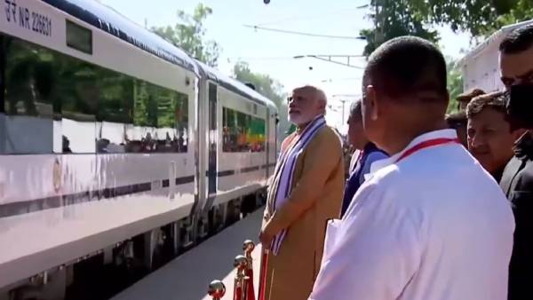 பல சவால்களை முறியடித்து 