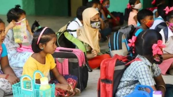 தற்காலிக ஆசிரியர்கள் 