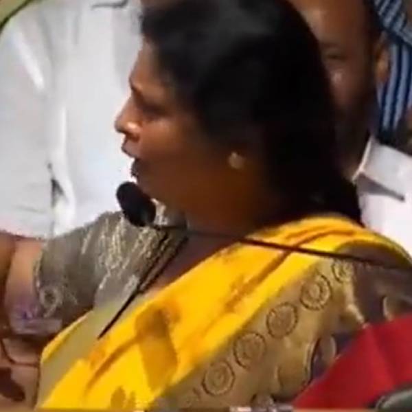 இரண்டு அணி 