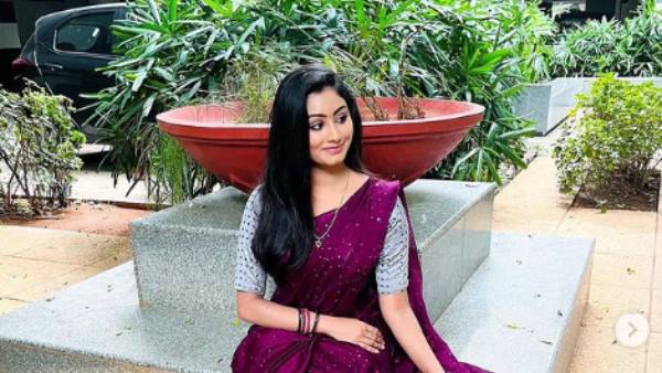 காதலை அறிவித்த புதிய ஜோடி