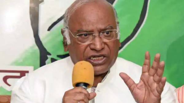 தொண்டர்கள் அழைப்பு 