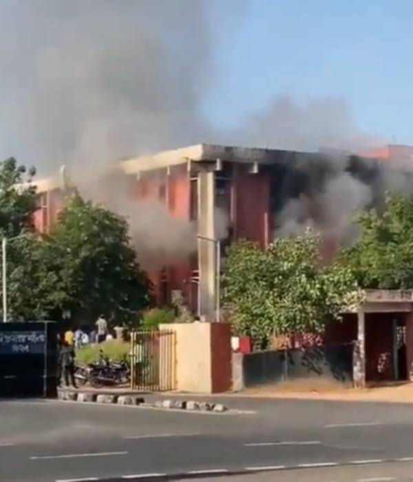 வேண்டுமென்றே நடந்ததா? 