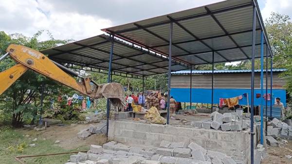 நீர் நிலை ஆக்கிரமிப்பு 