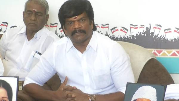  அவர் பதவியையே பறித்துக் கொள்வார் 