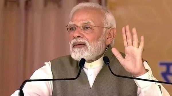 காந்திநகரில் பிரதமர் காந்திநகரில் பிரதமர்