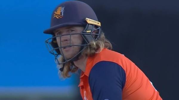 திணறிய நெதர்லாந்து திணறிய நெதர்லாந்து